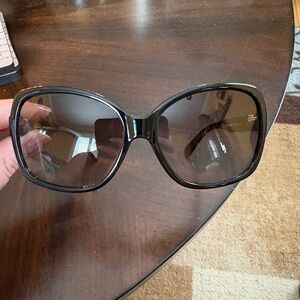 Coach Women's Black Oversized Square Sunglasses